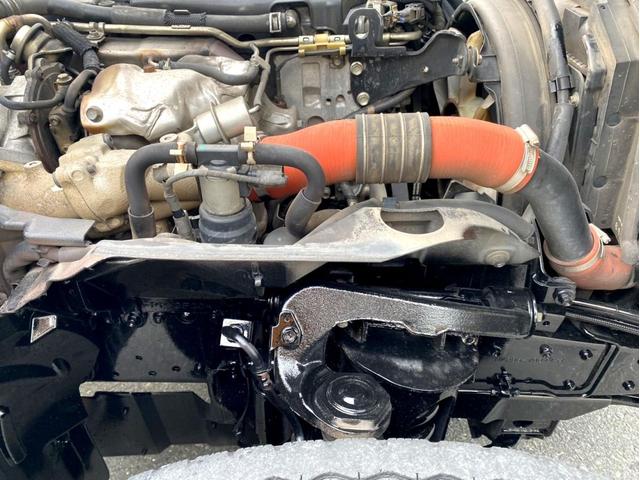 エルフトラック 　２ｔ　タダノクレーン　ラジコン　２ｔ　平ボディ　タダノ４段クレーン　ＺＥ２６４ＨＲ　２．６３ｔ吊　フックイン　荷台内寸：３７１　１８０／ｃｍ　最大積載量：２０００ｋｇ　１５０馬力　全塗装済（41枚目）