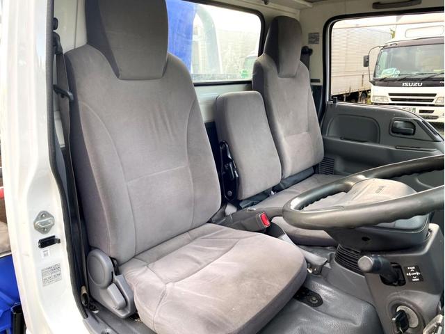 エルフトラック 　２ｔ　タダノクレーン　ラジコン　２ｔ　平ボディ　タダノ４段クレーン　ＺＥ２６４ＨＲ　２．６３ｔ吊　フックイン　荷台内寸：３７１　１８０／ｃｍ　最大積載量：２０００ｋｇ　１５０馬力　全塗装済（46枚目）