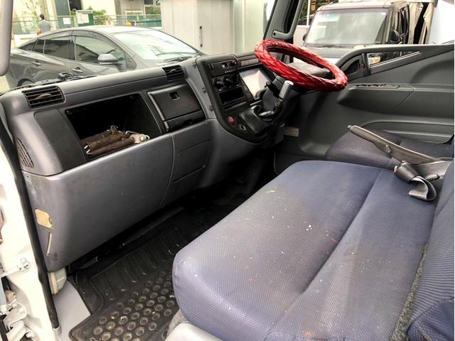 キャンター Ｗキャブ　Ｗキャブ　全塗装済　リアヒーター　準中型５ｔ未満　荷台内寸：２１１　１６１／ｃｍ　メッキパーツ（29枚目）
