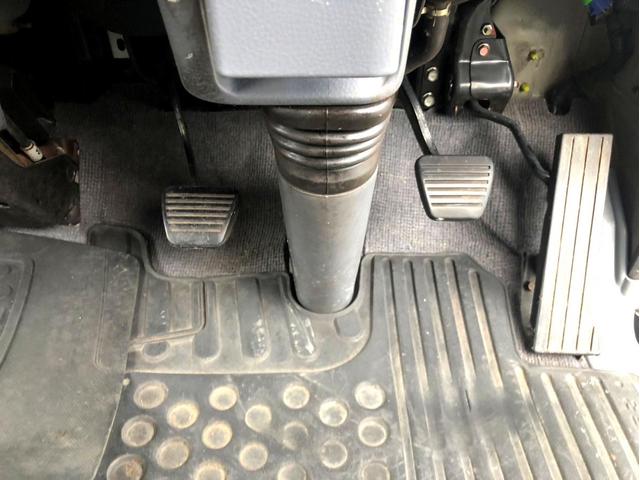 キャンター Ｗキャブ　Ｗキャブ　全塗装済　リアヒーター　準中型５ｔ未満　荷台内寸：２１１　１６１／ｃｍ　メッキパーツ（39枚目）