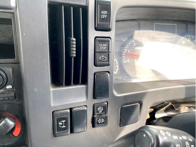 エルフトラック Ｗキャブロングフルフラットローダンプ　ワイド　ロングボディ　１５０馬力　ターボ　準中型５ｔ未満　ＥＴＣ　荷台内寸：４３６　２０８／ｃｍ（41枚目）