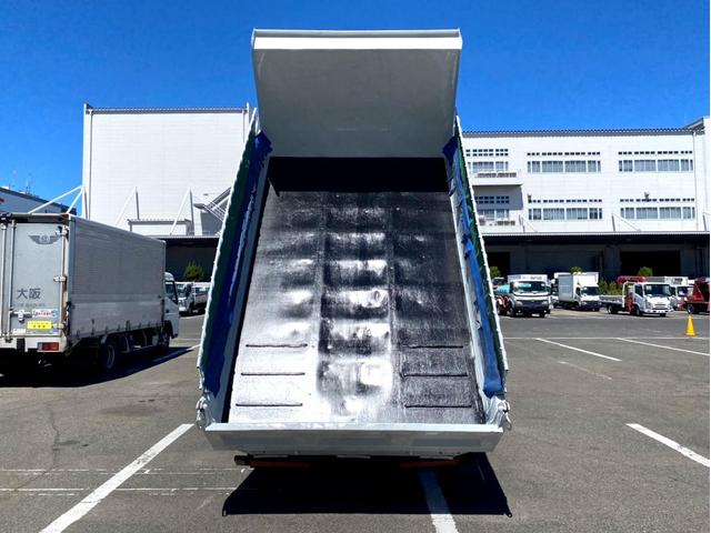 エルフトラック 　ローダーダンプ　新明和工業　荷台内寸：３３１　２０１ｃｍ　コボレーン付　ＥＴＣ　ローダーリモコン　１５０馬力（7枚目）