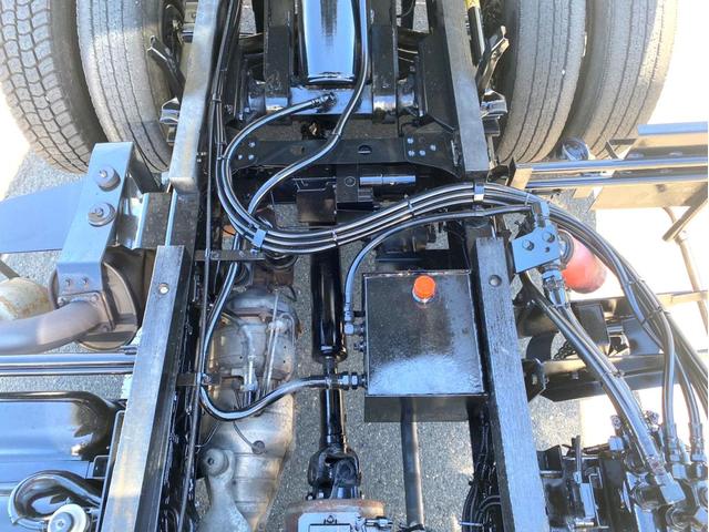 エルフトラック 　ローダーダンプ　新明和工業　荷台内寸：３３１　２０１ｃｍ　コボレーン付　ＥＴＣ　ローダーリモコン　１５０馬力（12枚目）