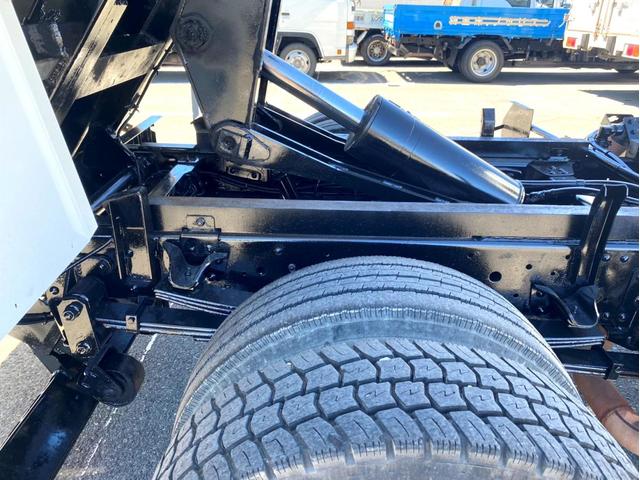 エルフトラック 　ローダーダンプ　新明和工業　荷台内寸：３３１　２０１ｃｍ　コボレーン付　ＥＴＣ　ローダーリモコン　１５０馬力（19枚目）