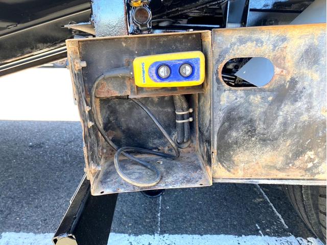 エルフトラック 　ローダーダンプ　新明和工業　荷台内寸：３３１　２０１ｃｍ　コボレーン付　ＥＴＣ　ローダーリモコン　１５０馬力（23枚目）