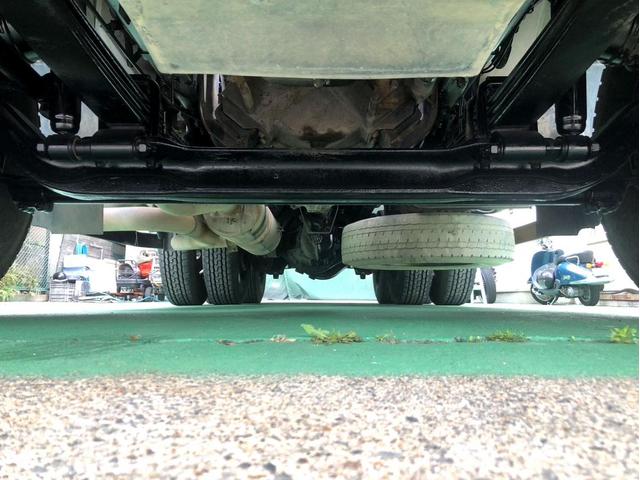 クオン ベースグレード コンクリートミキサー ドラム貼替 電動ホッパーカバー アドブルー 300馬力 新明和工業 ETC ベッド付き(32枚目)