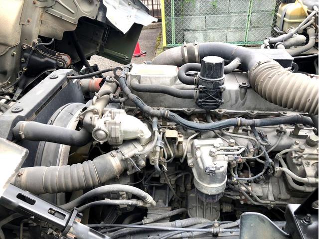 クオン ベースグレード コンクリートミキサー ドラム貼替 電動ホッパーカバー アドブルー 300馬力 新明和工業 ETC ベッド付き(37枚目)