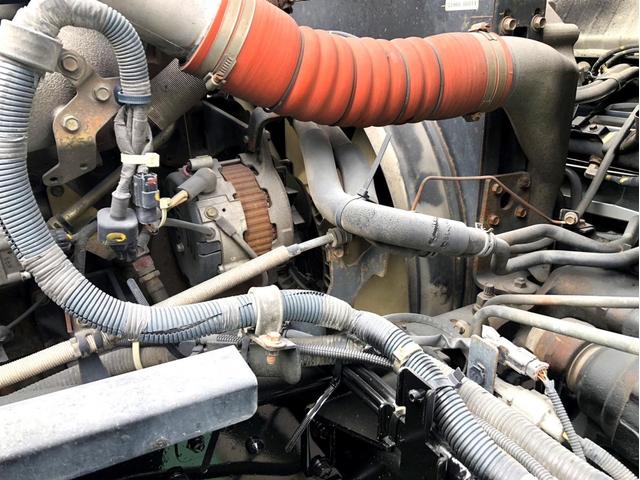 クオン ベースグレード コンクリートミキサー ドラム貼替 電動ホッパーカバー アドブルー 300馬力 新明和工業 ETC ベッド付き(41枚目)