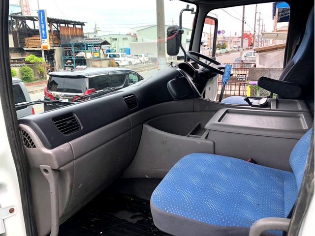 クオン ベースグレード コンクリートミキサー ドラム貼替 電動ホッパーカバー アドブルー 300馬力 新明和工業 ETC ベッド付き(48枚目)