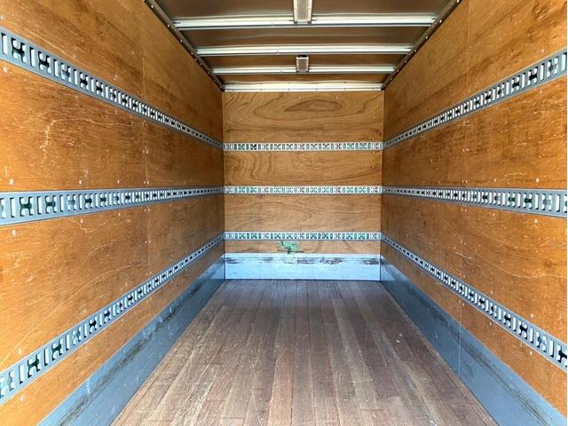 エルフトラック ロング　アルミバンＰＧ　標準ロング　ＴＫＧ－ＮＭＲ８５ＡＮ　パブコ　新明和工業　床下格納パワーゲート　ラジコン付き　ラッシングレール３段　バックモニター　ＥＴＣ２．０　スペアタイヤ（14枚目）