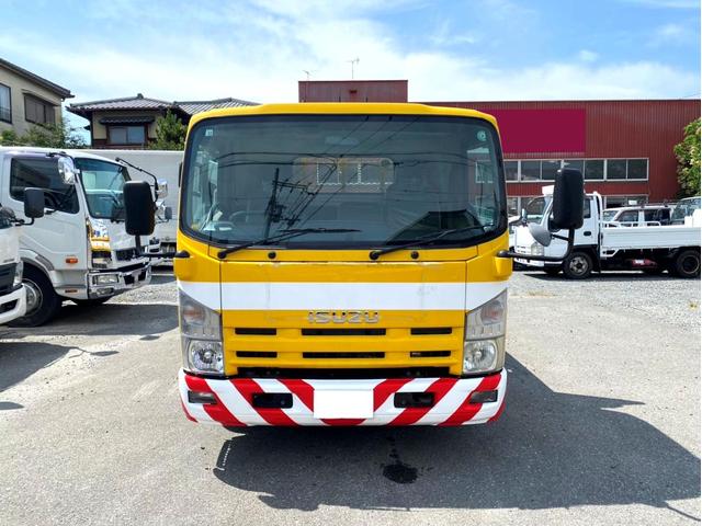 エルフトラック 　平ボディ　ワイドロング　１５０馬力　荷台内寸：４５０　２０７／ｃｍ　最大積載量：２０００ｋｇ　準中型５ｔ未満　ＥＴＣ　スペアタイヤ（5枚目）