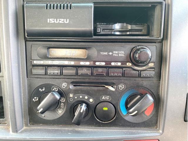 エルフトラック 　平ボディ　ワイドロング　１５０馬力　荷台内寸：４５０　２０７／ｃｍ　最大積載量：２０００ｋｇ　準中型５ｔ未満　ＥＴＣ　スペアタイヤ（39枚目）