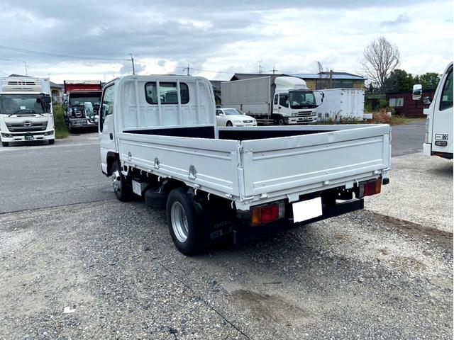 エルフトラック 　２ｔ　平ボディ　１０尺　荷台鉄板　１５０馬力　ＥＴＣ　準中型５ｔ未満　全塗装済　スペアタイヤ（4枚目）