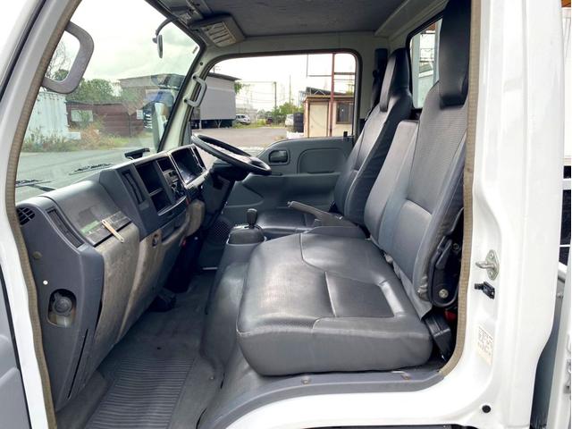 エルフトラック 　２ｔ　平ボディ　１０尺　荷台鉄板　１５０馬力　ＥＴＣ　準中型５ｔ未満　全塗装済　スペアタイヤ（31枚目）