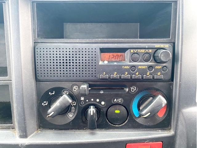 エルフトラック 　２ｔ　平ボディ　１０尺　荷台鉄板　１５０馬力　ＥＴＣ　準中型５ｔ未満　全塗装済　スペアタイヤ（37枚目）