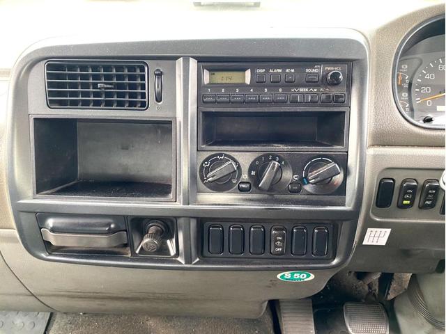 ファイター 　平成１７年　三菱ふそうファイター　平ボディ荷台鉄板荷台内寸　：　５７６　２１５／ｃｍ　積載量　：　３８５０ｋｇ２１０馬力スペアタイヤ（36枚目）