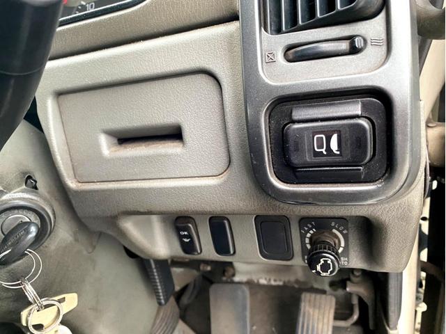 ファイター 　平成１７年　三菱ふそうファイター　平ボディ荷台鉄板荷台内寸　：　５７６　２１５／ｃｍ　積載量　：　３８５０ｋｇ２１０馬力スペアタイヤ（38枚目）