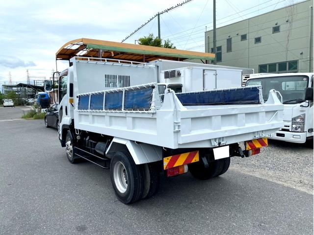 フォワード ダンプ　４ｔ　ダンプ　コボレーン付　荷台内寸：３４０　２０６／ｃｍ　最大積載量：３８５０ｋｇ　全塗装済　スペアタイヤ（4枚目）
