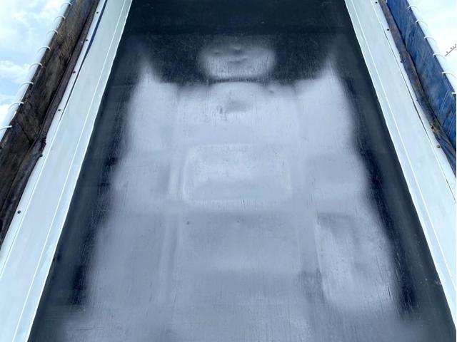 フォワード ダンプ　４ｔ　ダンプ　コボレーン付　荷台内寸：３４０　２０６／ｃｍ　最大積載量：３８５０ｋｇ　全塗装済　スペアタイヤ（8枚目）