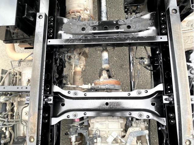 フォワード ダンプ　４ｔ　ダンプ　コボレーン付　荷台内寸：３４０　２０６／ｃｍ　最大積載量：３８５０ｋｇ　全塗装済　スペアタイヤ（15枚目）