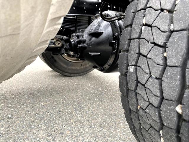 フォワード ダンプ　４ｔ　ダンプ　コボレーン付　荷台内寸：３４０　２０６／ｃｍ　最大積載量：３８５０ｋｇ　全塗装済　スペアタイヤ（25枚目）