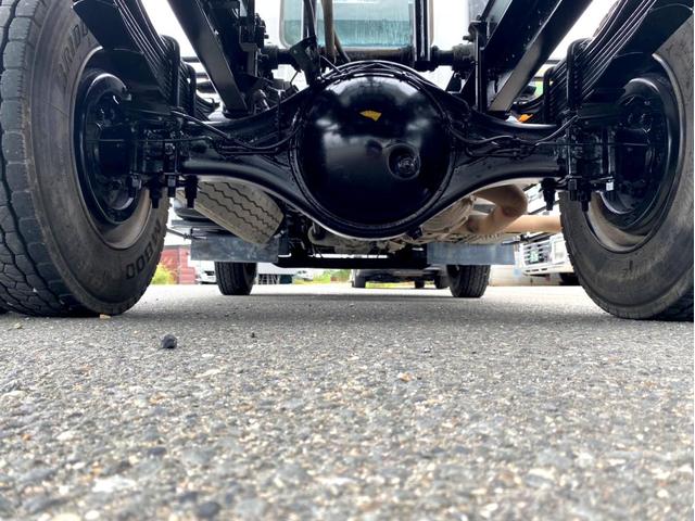 フォワード ダンプ　４ｔ　ダンプ　コボレーン付　荷台内寸：３４０　２０６／ｃｍ　最大積載量：３８５０ｋｇ　全塗装済　スペアタイヤ（28枚目）