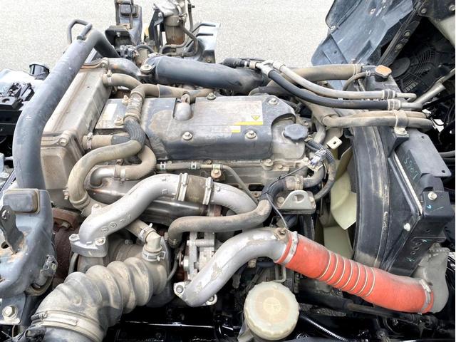 フォワード ダンプ　４ｔ　ダンプ　コボレーン付　荷台内寸：３４０　２０６／ｃｍ　最大積載量：３８５０ｋｇ　全塗装済　スペアタイヤ（33枚目）