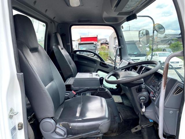 フォワード ダンプ　４ｔ　ダンプ　コボレーン付　荷台内寸：３４０　２０６／ｃｍ　最大積載量：３８５０ｋｇ　全塗装済　スペアタイヤ（37枚目）