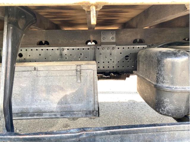 フォワード 　タダノクレーン　２９．３ｔ吊　フックイン　ラジコン付き　荷台内寸：５４８　２１７／ｃｍ　最大積載量：２６００Ｋｇ　ＥＴＣ（34枚目）