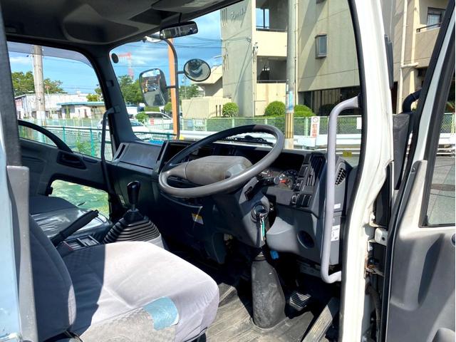 フォワード 　タダノクレーン　２９．３ｔ吊　フックイン　ラジコン付き　荷台内寸：５４８　２１７／ｃｍ　最大積載量：２６００Ｋｇ　ＥＴＣ（47枚目）