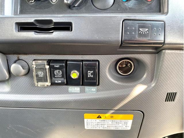 フォワード 　タダノクレーン　２９．３ｔ吊　フックイン　ラジコン付き　荷台内寸：５４８　２１７／ｃｍ　最大積載量：２６００Ｋｇ　ＥＴＣ（55枚目）