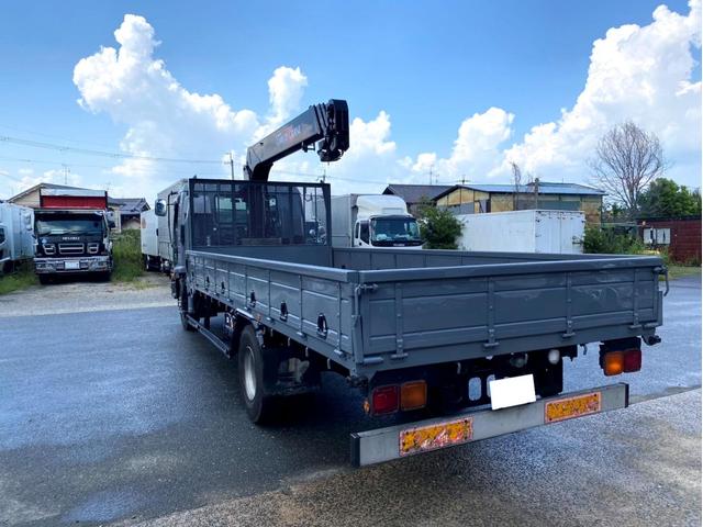 フォワード 　平ボディ　クレーン付　タダノ４段クレーン　ＥＳ２４０４　フックイン　２．９３ｔ吊　荷台内寸：５４８　２１７／ｃｍ　最大積載量：２９００ｋｇ　全塗装済　スペアタイアヤ（4枚目）