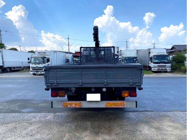 フォワード 　平ボディ　クレーン付　タダノ４段クレーン　ＥＳ２４０４　フックイン　２．９３ｔ吊　荷台内寸：５４８　２１７／ｃｍ　最大積載量：２９００ｋｇ　全塗装済　スペアタイアヤ（6枚目）