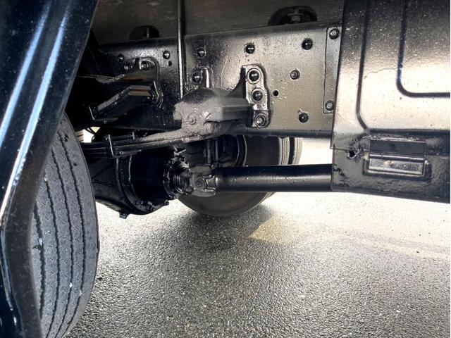 フォワード 　平ボディ　クレーン付　タダノ４段クレーン　ＥＳ２４０４　フックイン　２．９３ｔ吊　荷台内寸：５４８　２１７／ｃｍ　最大積載量：２９００ｋｇ　全塗装済　スペアタイアヤ（21枚目）