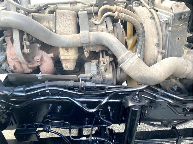 フォワード 　平ボディ　クレーン付　タダノ４段クレーン　ＥＳ２４０４　フックイン　２．９３ｔ吊　荷台内寸：５４８　２１７／ｃｍ　最大積載量：２９００ｋｇ　全塗装済　スペアタイアヤ（34枚目）