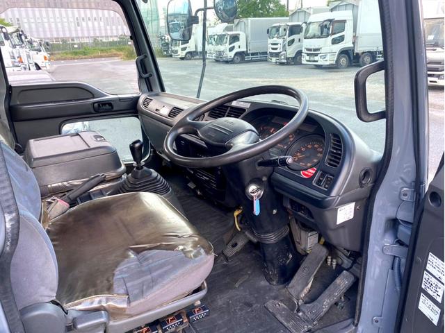 フォワード 　平ボディ　クレーン付　タダノ４段クレーン　ＥＳ２４０４　フックイン　２．９３ｔ吊　荷台内寸：５４８　２１７／ｃｍ　最大積載量：２９００ｋｇ　全塗装済　スペアタイアヤ（40枚目）