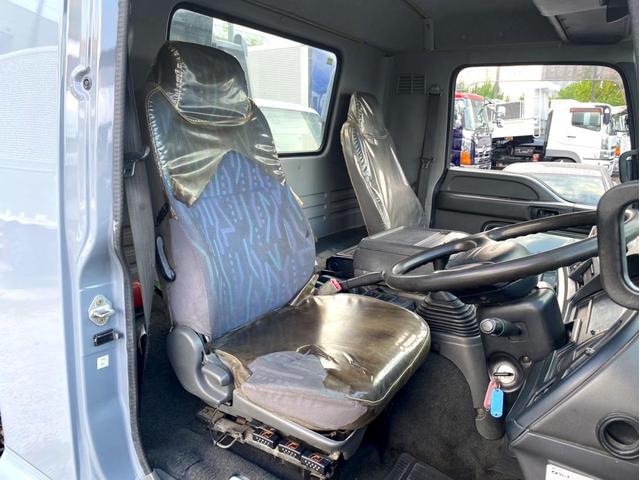 フォワード 　平ボディ　クレーン付　タダノ４段クレーン　ＥＳ２４０４　フックイン　２．９３ｔ吊　荷台内寸：５４８　２１７／ｃｍ　最大積載量：２９００ｋｇ　全塗装済　スペアタイアヤ（41枚目）