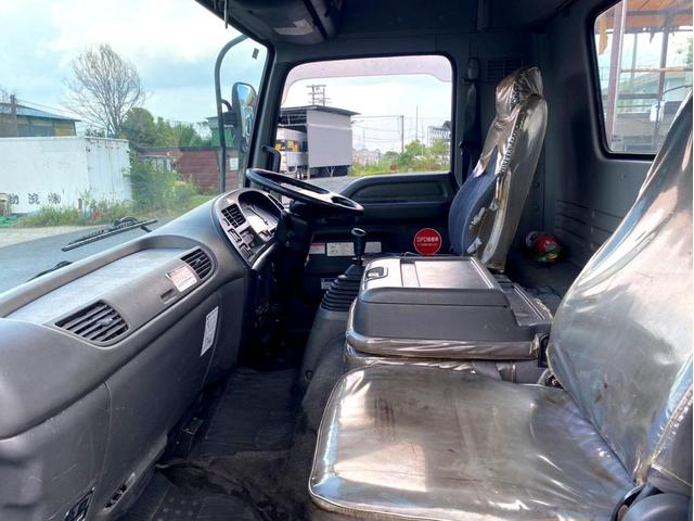 フォワード 　平ボディ　クレーン付　タダノ４段クレーン　ＥＳ２４０４　フックイン　２．９３ｔ吊　荷台内寸：５４８　２１７／ｃｍ　最大積載量：２９００ｋｇ　全塗装済　スペアタイアヤ（42枚目）