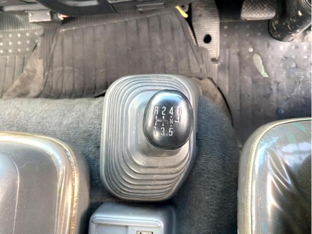 フォワード 　平ボディ　クレーン付　タダノ４段クレーン　ＥＳ２４０４　フックイン　２．９３ｔ吊　荷台内寸：５４８　２１７／ｃｍ　最大積載量：２９００ｋｇ　全塗装済　スペアタイアヤ（49枚目）