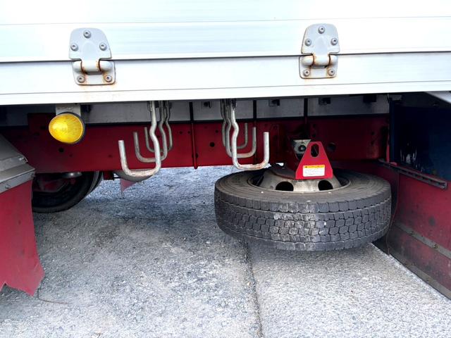 ヒノレンジャー 　平成３０年　日野レンジャー　アルミウイング　ハイルーフ　６２ボディ　フルワイド　後輪エアサス　荷台内寸（ｃｍ）：　長さ６２２　幅２４１　高さ２４３　上物メーカー：日本フルハーフ（32枚目）