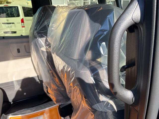 Ｎ－ＢＯＸ ベースグレード　両側スライド・片側電動　クリアランスソナー　オートクルーズコントロール　レーンアシスト　衝突被害軽減システム　オートライト　ＬＥＤヘッドランプ　スマートキー　アイドリングストップ　電動格納ミラー（32枚目）