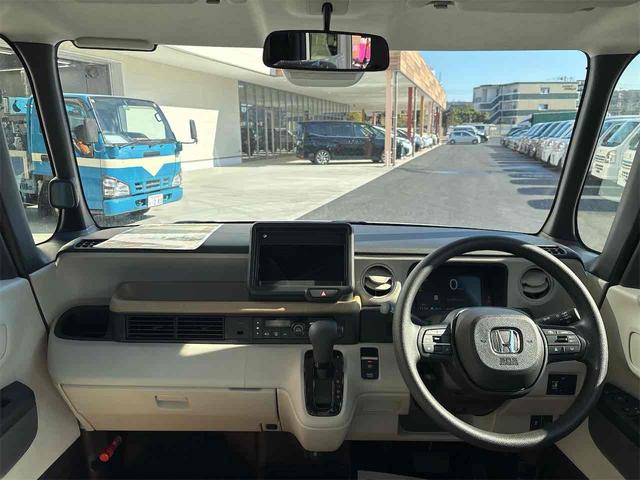 Ｎ－ＢＯＸ ベースグレード　両側スライド・片側電動　クリアランスソナー　オートクルーズコントロール　衝突被害軽減システム　オートライト　ＬＥＤヘッドランプ　スマートキー　アイドリングストップ　電動格納ミラー　シートヒーター（2枚目）