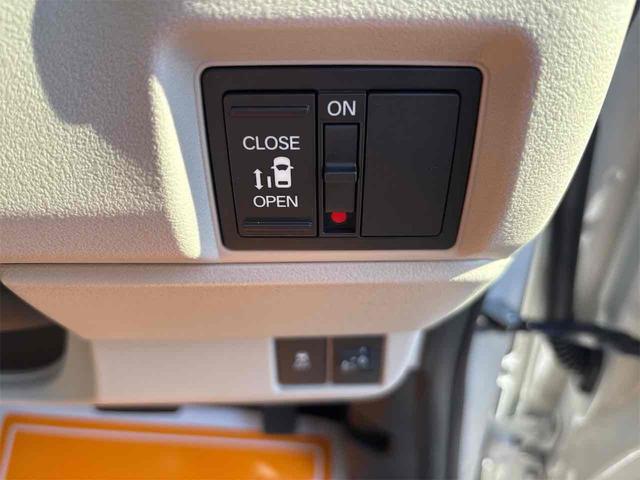 Ｎ－ＢＯＸ ベースグレード　両側スライド・片側電動　クリアランスソナー　オートクルーズコントロール　衝突被害軽減システム　オートライト　ＬＥＤヘッドランプ　スマートキー　アイドリングストップ　電動格納ミラー　シートヒーター（9枚目）