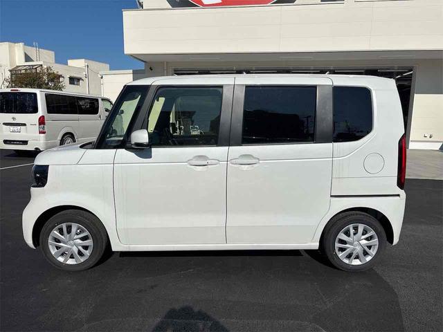 Ｎ－ＢＯＸ ベースグレード　両側スライド・片側電動　クリアランスソナー　オートクルーズコントロール　衝突被害軽減システム　オートライト　ＬＥＤヘッドランプ　スマートキー　アイドリングストップ　電動格納ミラー　シートヒーター（17枚目）