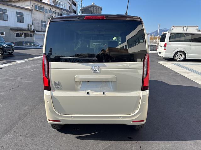 Ｎ－ＢＯＸ ファッションスタイル　両側スライド・片側電動　クリアランスソナー　オートクルーズコントロール　レーンアシスト　衝突被害軽減システム　オートライト　ＬＥＤヘッドランプ　スマートキー　アイドリングストップ　電動格納ミラー（15枚目）