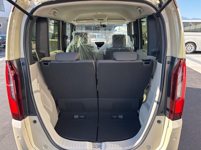 Ｎ－ＢＯＸ ファッションスタイル　両側スライド・片側電動　クリアランスソナー　オートクルーズコントロール　レーンアシスト　衝突被害軽減システム　オートライト　ＬＥＤヘッドランプ　スマートキー　アイドリングストップ　電動格納ミラー（18枚目）