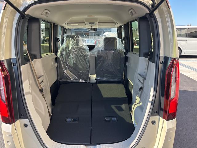 Ｎ－ＢＯＸ ファッションスタイル　両側スライド・片側電動　クリアランスソナー　オートクルーズコントロール　レーンアシスト　衝突被害軽減システム　オートライト　ＬＥＤヘッドランプ　スマートキー　アイドリングストップ　電動格納ミラー（19枚目）