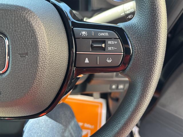 Ｎ－ＢＯＸカスタム ベースグレード　両側スライド・片側電動　クリアランスソナー　オートクルーズコントロール　レーンアシスト　衝突被害軽減システム　オートライト　ＬＥＤヘッドランプ　スマートキー　アイドリングストップ　電動格納ミラー（23枚目）