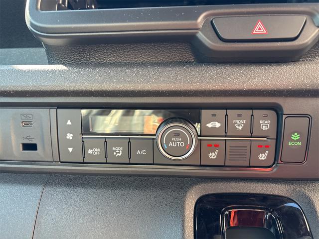 Ｎ－ＢＯＸカスタム ベースグレード　両側スライド・片側電動　クリアランスソナー　オートクルーズコントロール　レーンアシスト　衝突被害軽減システム　オートライト　ＬＥＤヘッドランプ　スマートキー　アイドリングストップ　電動格納ミラー（5枚目）