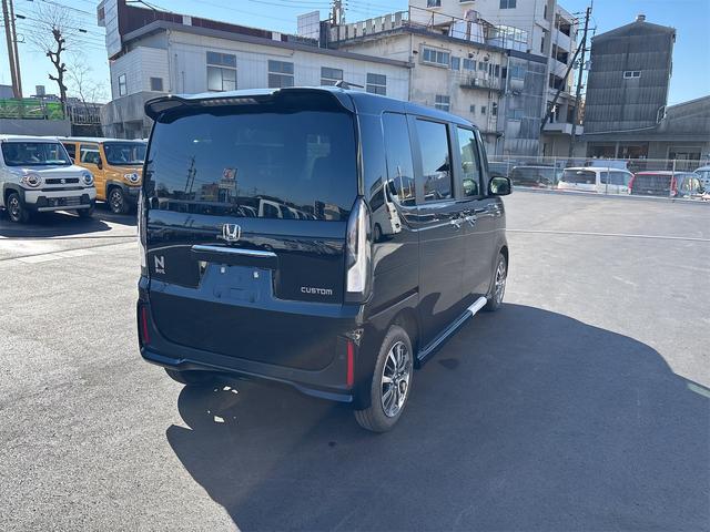 Ｎ－ＢＯＸカスタム ベースグレード　両側スライド・片側電動　クリアランスソナー　オートクルーズコントロール　レーンアシスト　衝突被害軽減システム　オートライト　ＬＥＤヘッドランプ　スマートキー　アイドリングストップ　電動格納ミラー（22枚目）